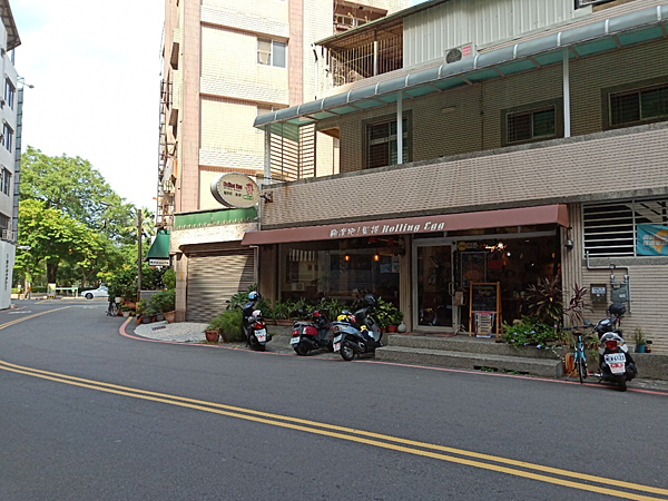 翻滾吧蛋捲菜單、台南寵物餐廳、台南寵物友善餐廳、台南寵物可以去、台南友善餐廳、台南寵物友善咖啡廳 寵物友善餐廳推薦、台南寵物餐廳推薦、台南餐廳貓咪、台南寵物友善餐廳推薦、台南翻滾吧蛋捲!、翻滾吧蛋捲 、台南美式餐廳、美式餐廳台南、美式餐廳、東區美食、東區早午餐、台南早午餐、台南早午餐推薦、台南早午餐推薦2020、台南寵物友善、台南美式早午餐