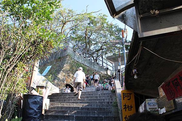 台北旅遊  九份一日遊  紅糟肉圓 九份美食小吃  阿柑姨芋圓