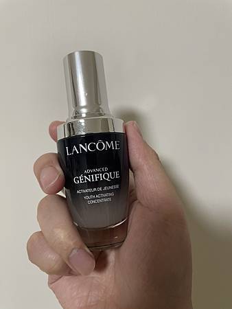 專櫃精華液實測7日-蘭蔻小黑瓶保養推薦【轉肌 】 (超未來肌