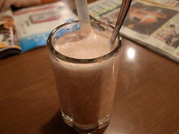 蕃茄蜜，可以喝到蕃茄顆粒，好喝！