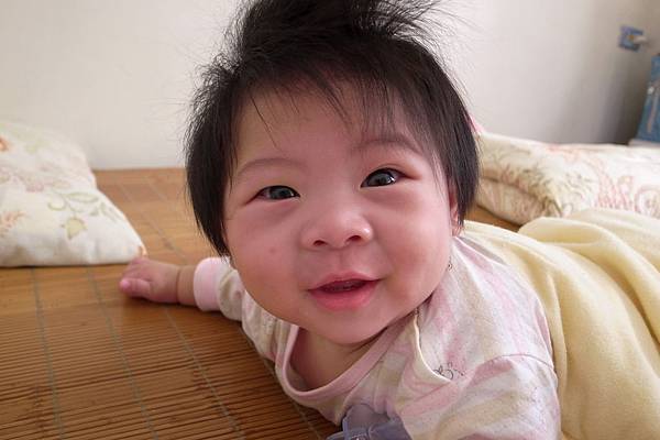 10月20日，一睡醒就對人笑