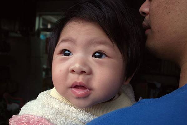 從出生第一天開始就這麼好奇