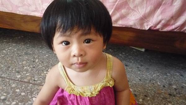 天氣熱穿細肩帶洋裝