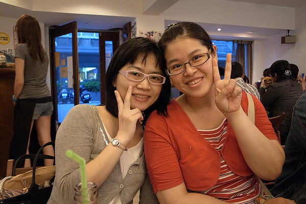 990522-r019_resize.JPG 990522-r019_resize.JPG