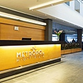 Metropol_Hotel_Reception4.jpg