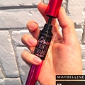 MAYBELLINE媚比琳挺濃翹U型防水睫毛膏2.jpg