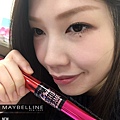 MAYBELLINE媚比琳挺濃翹U型防水睫毛膏15.jpg