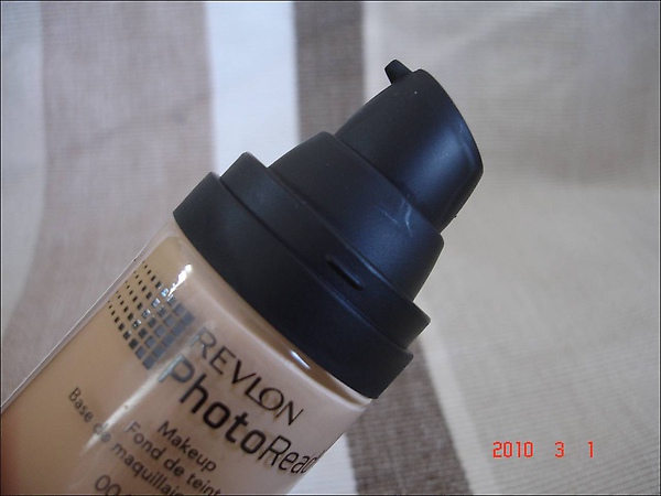 2010March01  Revlon PhotoReady粉底 004.jpg