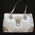 20100619 AIGNER 001.jpg