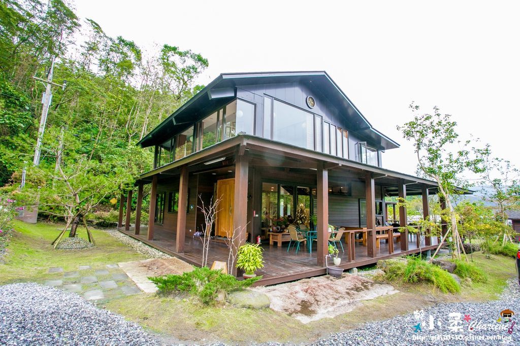 宜蘭大同 微丹民宿 一泊二食 輕鬆慢活森呼吸 距離悠閒最近的原木小木屋 太平山玉蘭茶園山下住宿 中天娛樂台 生活萬事通推薦 合作 鄭小柔charlene 食尚嬉遊記