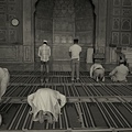 Jama Masjid-praying (1).JPG