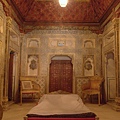 Bikaner-Junagarh  Fort-國王為防有殺手藏匿於房內，把床腳鋸短.jpg