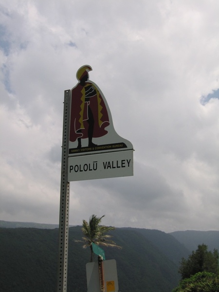 Pololu Valley lookout