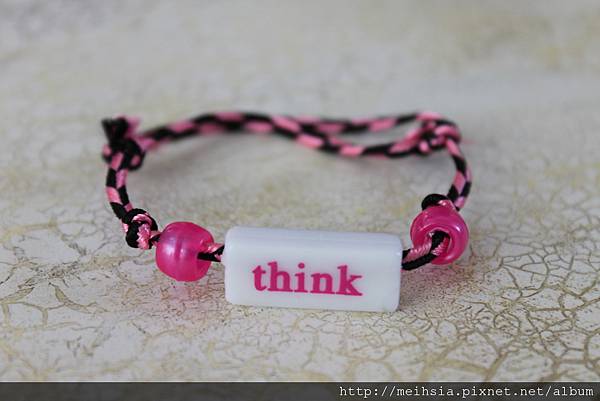 kids craft - friendship bracelets