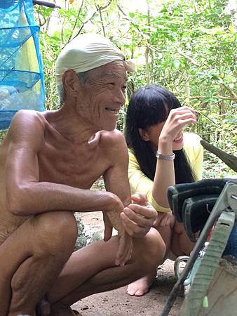 野人愛聊天