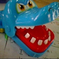 最近班上在流行這個 迷你牙醫鱷魚