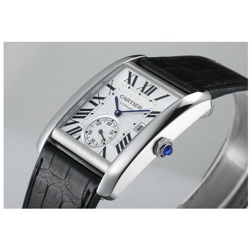 コピーカルティエのブルーバルーンシリーズとタンク特に定番で好 コピーカルティエのブルーバルーンシリーズとタンク特に定番で好