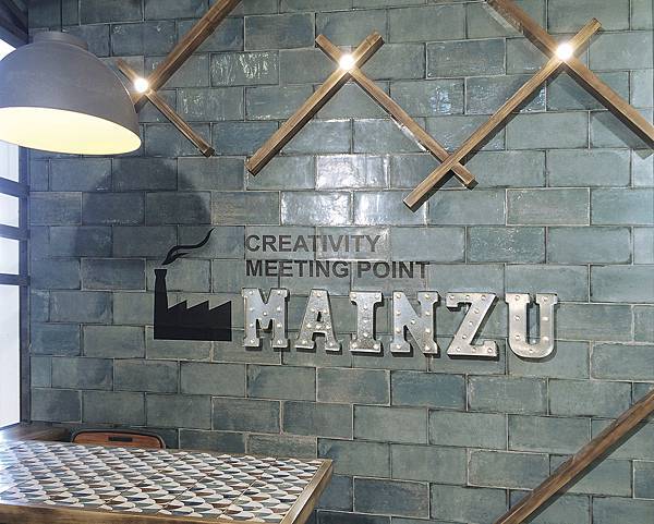 STAND_ESENZIA_MARE.jpg STAND_ESENZIA_MARE.jpg