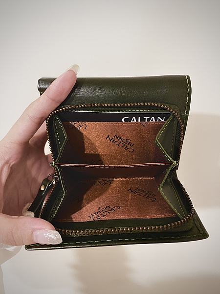 【短夾開箱】CALTAN 凱爾登皮夾「純牛皮製作」耐看又耐用