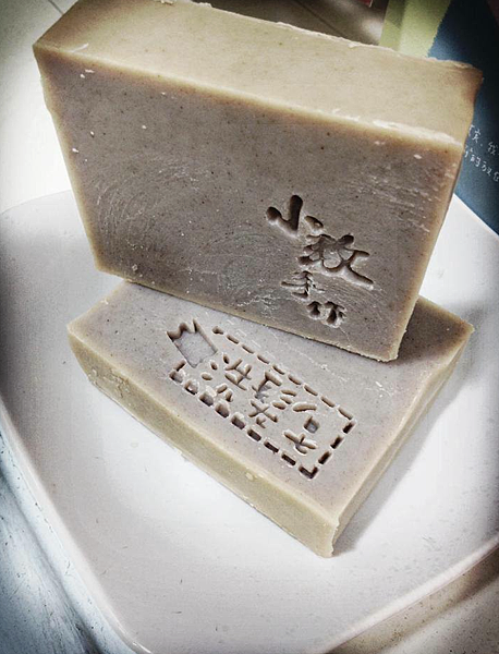 何首烏苦茶洗髪皂 何首烏苦茶洗髪皂