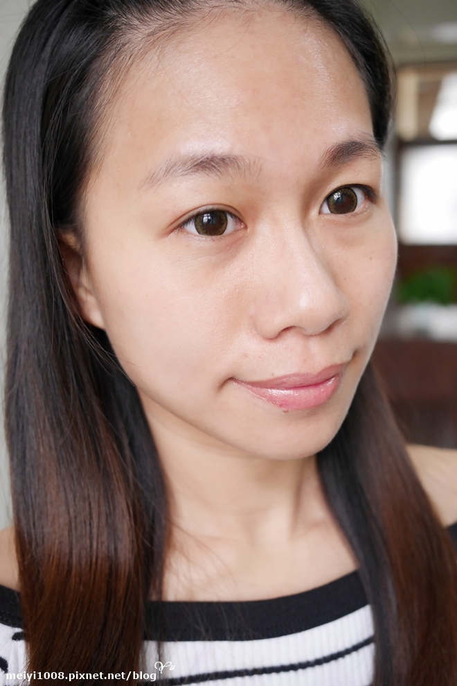 媚比琳FIT ME反孔特雾粉底液