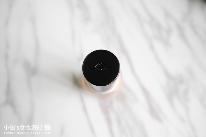 MAKE UP FOR EVER恒久亲肤双用水粉霜-2.jpg
