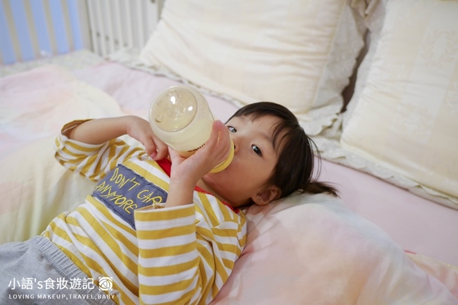 金愛斯佳幼兒牛奶粉1歲換奶-14.jpg