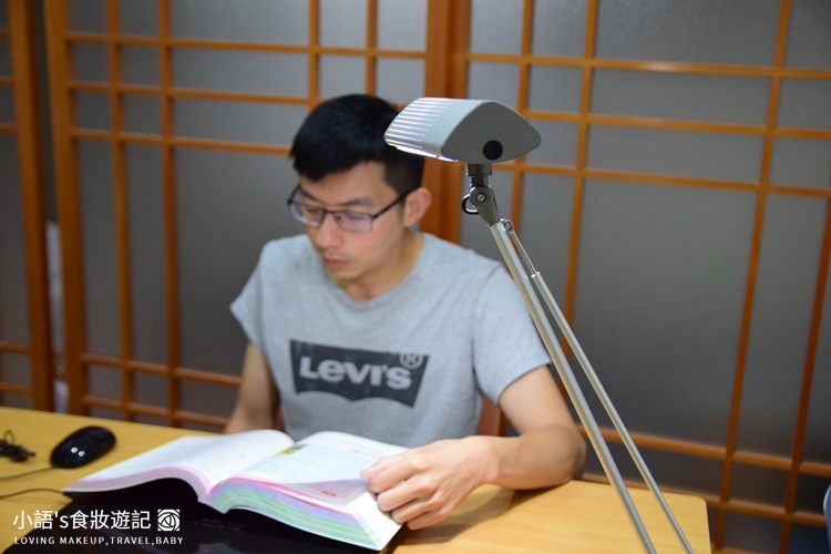 家電|喜萬年第二代LED小小冰極光護眼檯燈 最舒適閱讀燈無藍光抗眩光