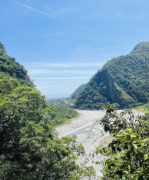 花蓮太魯閣小錐麓步道＋砂卡噹步道（藍綠溪水搭配湛藍天空與壯麗