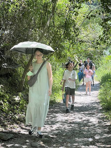 花蓮太魯閣小錐麓步道＋砂卡噹步道（藍綠溪水搭配湛藍天空與壯麗