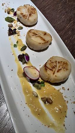 嫩煎鮮流北海道生食干貝.jpg 嫩煎鮮流北海道生食干貝.jpg