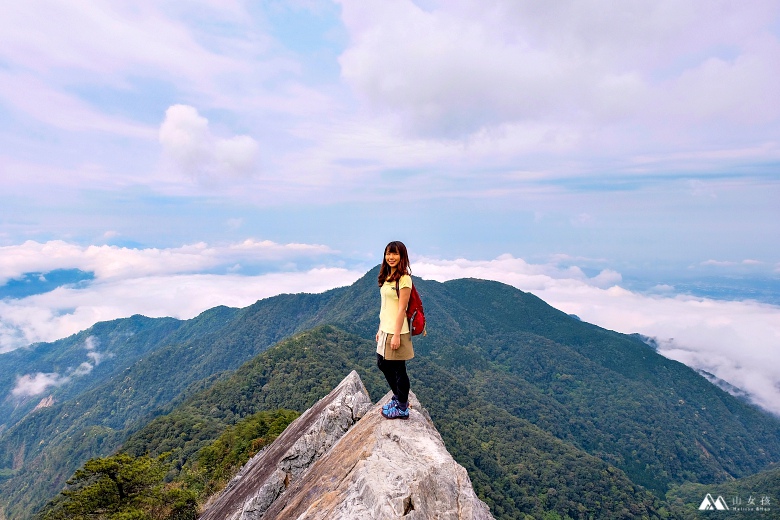 台中 和平 鳶嘴山 驚險刺激 行走於稜線上 峭壁攀岩的登山 旅遊景點分享 Melissa X 山女孩exploring The World 痞客邦 台中 和平 鳶嘴山 驚險刺激 行走於稜線上 峭壁攀岩的登山 旅遊景點分享 Melissa X 山女孩exploring The World 痞客邦