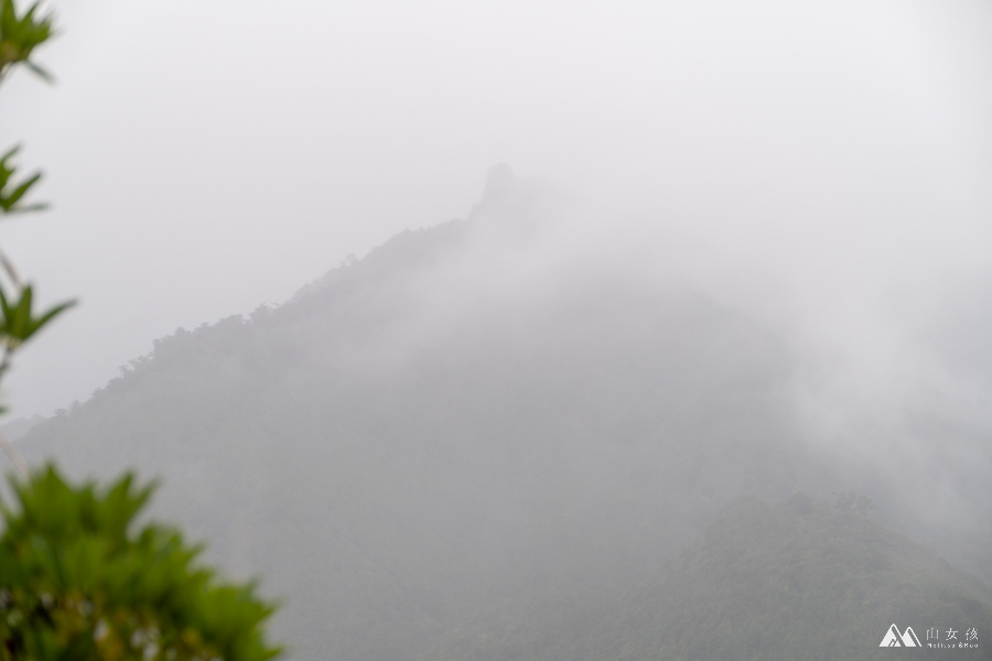 【高雄|六龜】南部幽靜的高山湖泊：石山秀湖三天兩夜。溪南山／