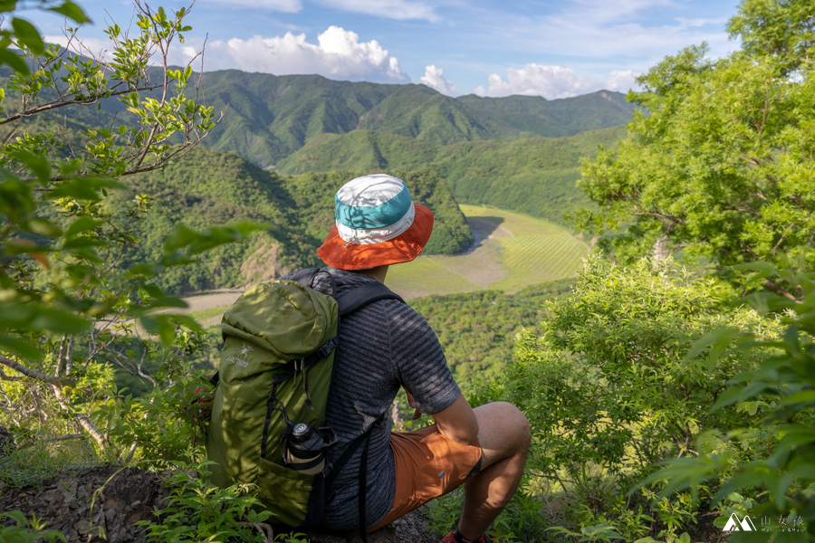 山女孩-巴層巴墨山-5794.jpg