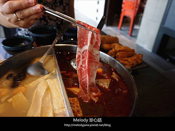 1914老豆府 麻辣火鍋白玉養生鍋.jpg