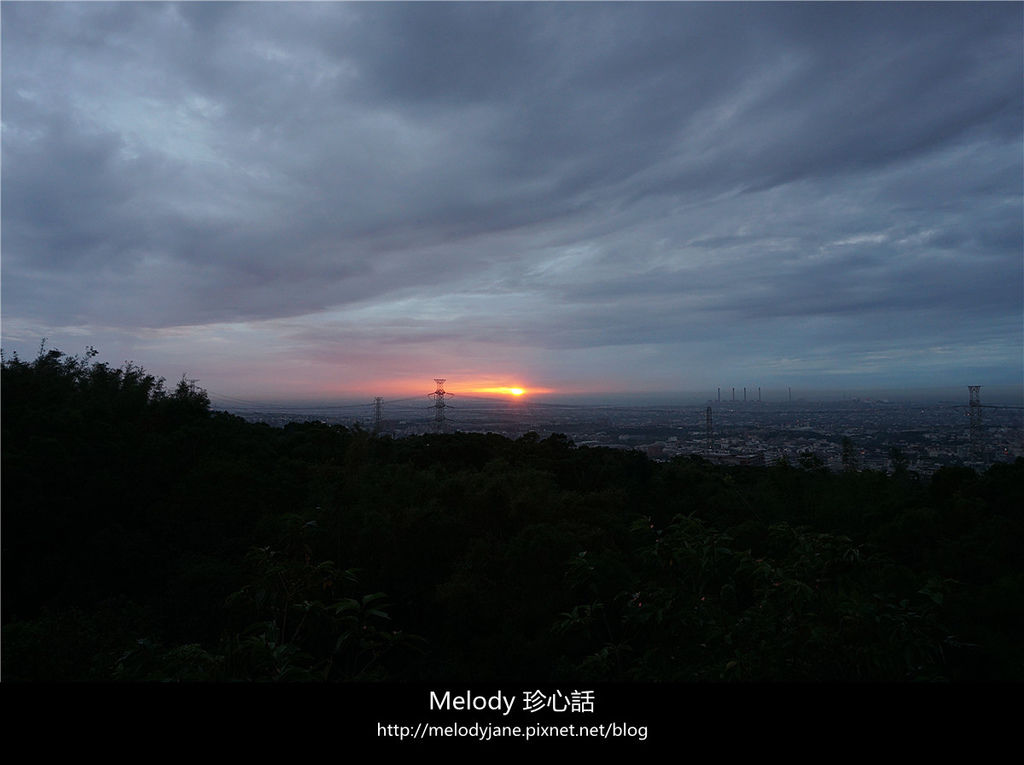 430台中夜景 MITAKA 3e CAFE.jpg