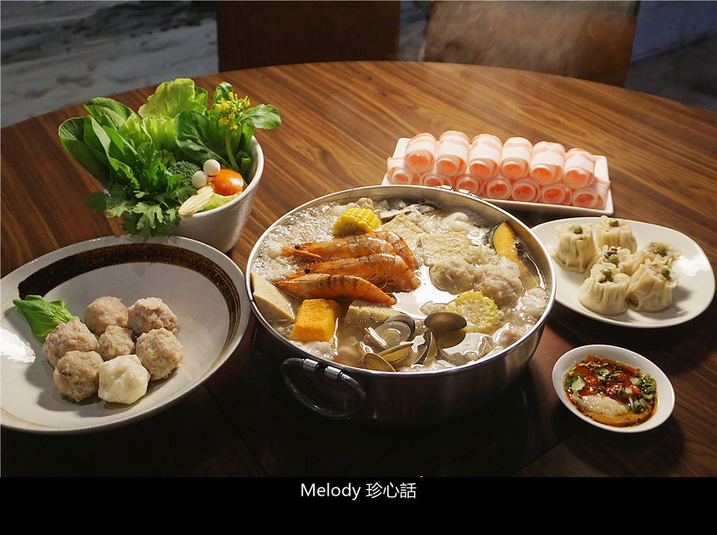 301 黃金張老甕東北酸菜鍋.jpg 301 黃金張老甕東北酸菜鍋.jpg