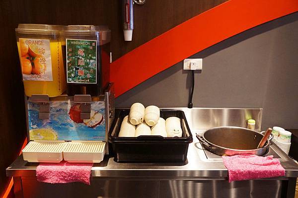 DSC01326-2.jpg DSC01326-2.jpg