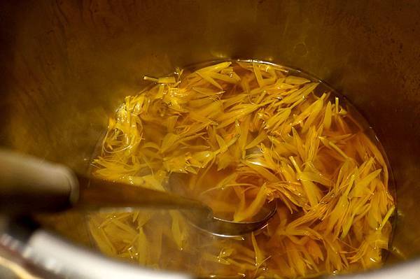 DSC01325-2.jpg DSC01325-2.jpg