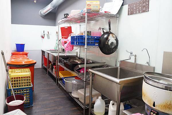 DSC01345-2.jpg DSC01345-2.jpg