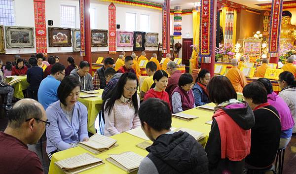 Beseeching Blessings Dharma Assembly for the North Bay Wildfires by Hua Zang Si on October 15, 2017-2.jpg