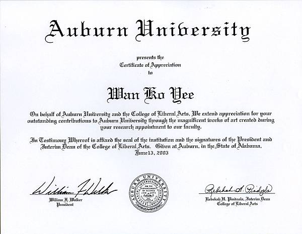 Auburn-University-presents-the-Certificate-of-Appreciation-to-Master-Wan-Ko-Yee-H.H.-Dorje-Chang-Buddha-III-2.jpg