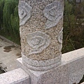 漢中門橋上的石雕柱.JPG