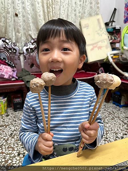 福茂貢丸-貢丸界的LV!肉汁鮮甜且口感Q彈，小孩子也愛不釋手