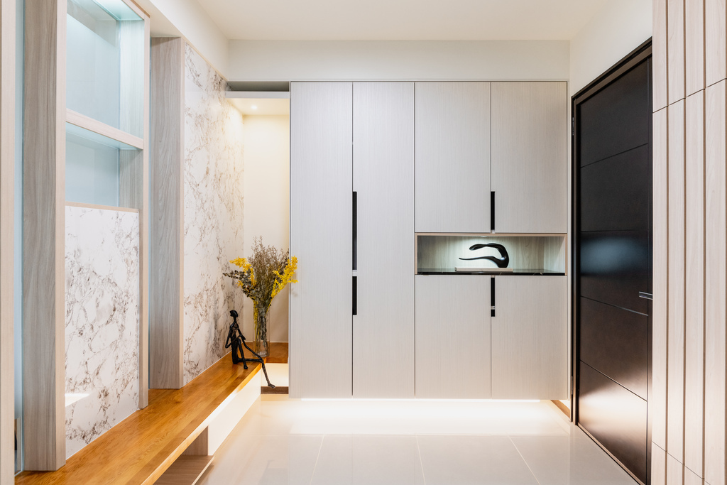 竹北大學漾二代宅：三面採光、現代簡約、玄關屏風化煞與懸浮書桌搭配低碳陶板