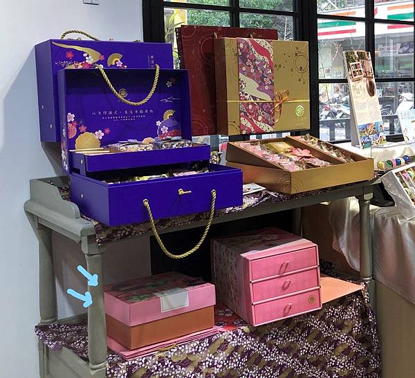 IMG_7120(1)_LI.jpg IMG_7120(1)_LI.jpg