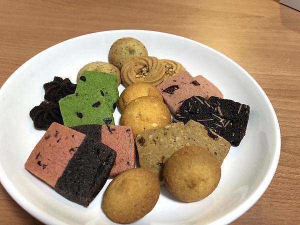 IMG_8017(1).JPG IMG_8017(1).JPG