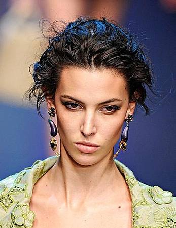 DolceGabbana-Vegetable-And-Pasta-Jewelry3.jpg