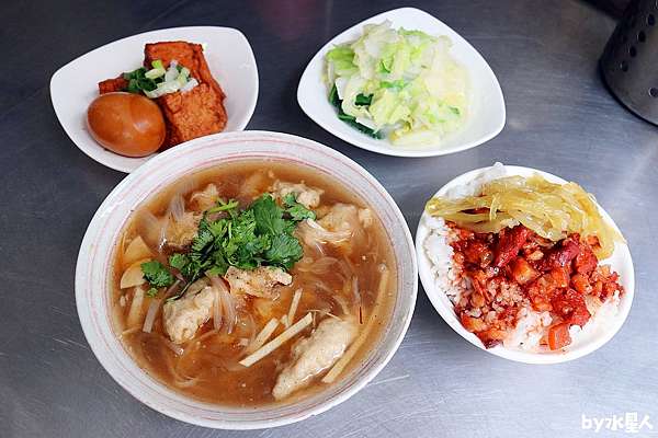 台中西屯滷肉飯永福路中華電信出櫃春水堂中間 冬瓜楊魯肉飯 古早味紅麴魯肉飯 肉羹飯 燙青菜 乾麵 近中港澄清醫院 台中西屯滷肉飯永福路中華電信出櫃春水堂中間 冬瓜楊魯肉飯 古早味紅麴魯肉飯 肉羹飯 燙青菜 乾麵 近中港澄清醫院