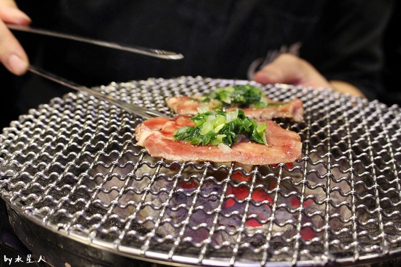 å°ä¸­åŒ—å€ å·åŽŸç—´ç‡'è‚‰ æ–°é®®é£Ÿæ åŽŸæ±åŽŸå'³çš„å–®é»žå¼æ—¥æœ¬ç‡'è‚‰ å…¨ç¨‹æ¡Œé‚Šä»£çƒ¤é ‚ç´šæœå‹™äº«å— å°é…Œèšé¤æ